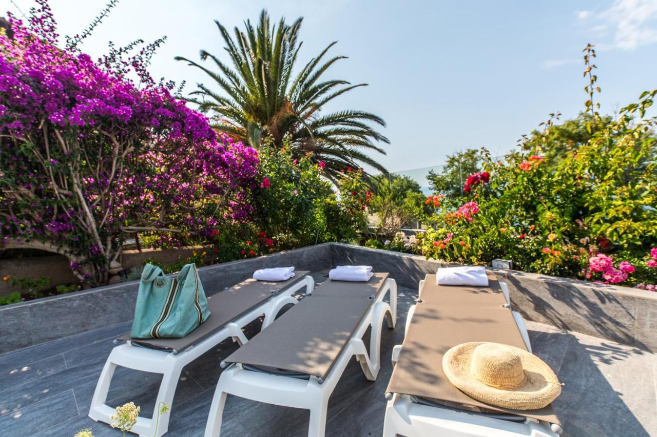 Hotel Villa R Calvi  Exteriér fotografie